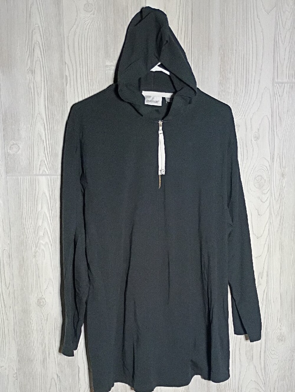 NWOT: Black Tunic Hoodie With 1/4 Zip